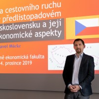 prednaska-politika-cestovniho-ruchu-20191204-001-a.jpg